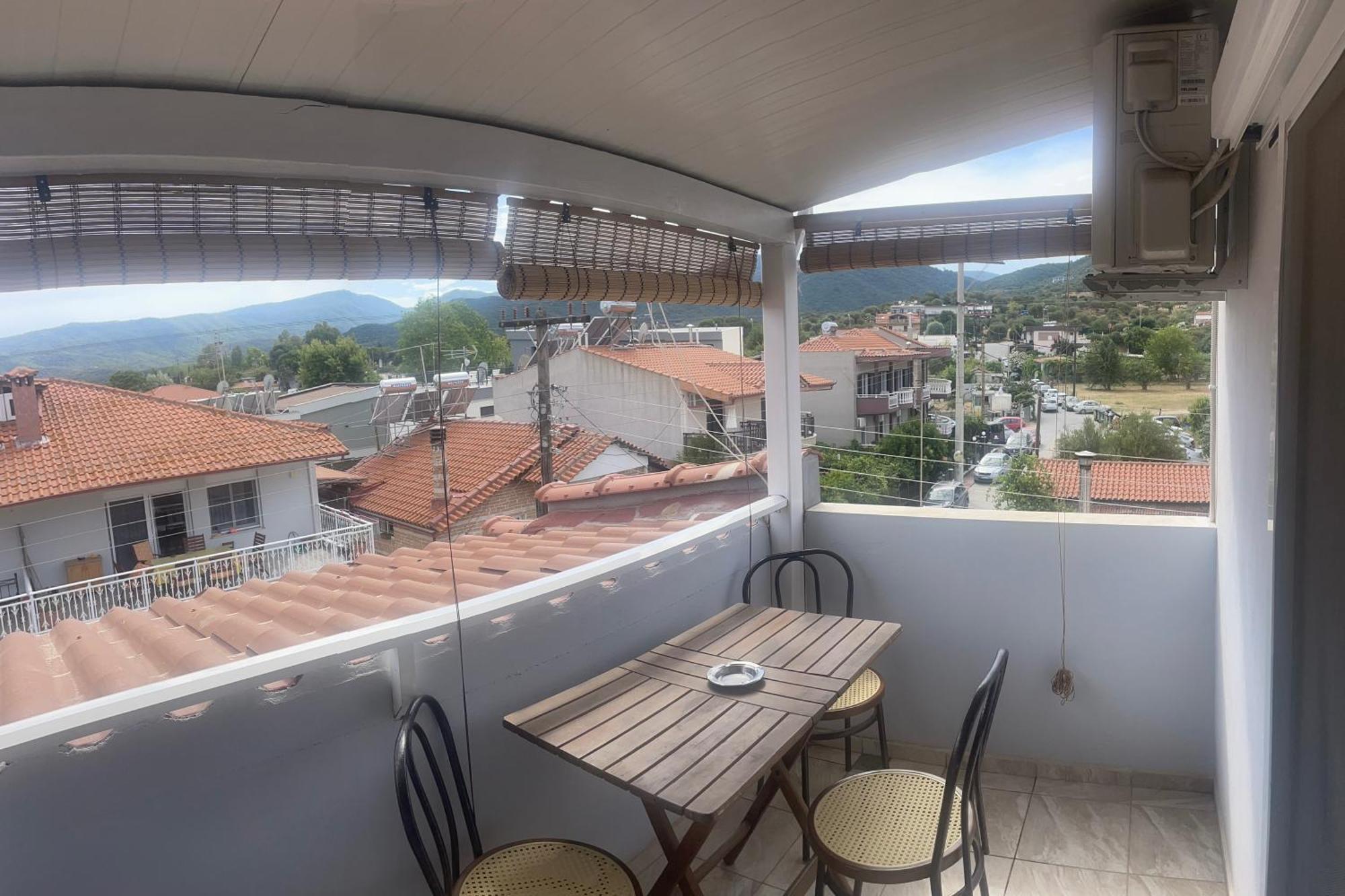 House Filippos Daire Sarti